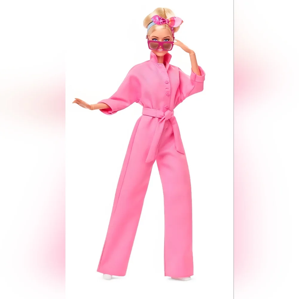 BARBIE THE MOVIE  COLLECTORS EDITION (NEW IN BOX)